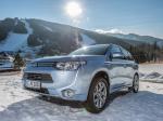 Mitsubishi Outlander PHEV 2012 года